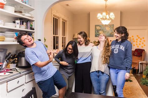 Episcopal service corps - Episcopal Service Corps. A faith-based residential internship program for young adults, ages 21-31, the Lawrence House Service Corps is a member community of the ... Not Actively …